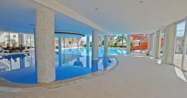 Dúplex 4 habitaciones con aparcamiento, con ascensor, con la piscina en Alanya, Turquía