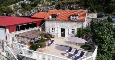 Casa 6 habitaciones en Perast, Montenegro