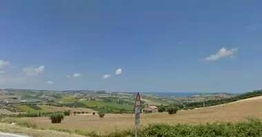 Grundstück in Lapedona, Italien