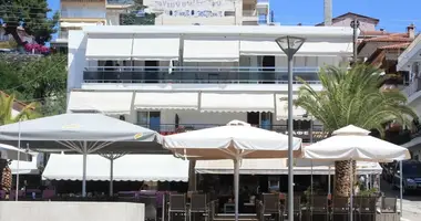 Propiedad comercial 130 m² en Neos Marmaras, Grecia