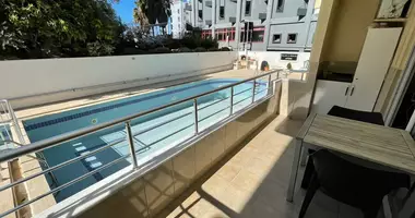 2 room apartment with elevator, with swimming pool, with security in Alanya, Turkey