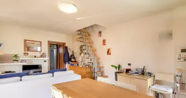 Apartamento 3 habitaciones en Peschiera del Garda, Italia