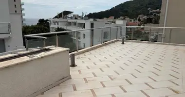 Mieszkanie 3 pokoi w Petrovac, Czarnogóra