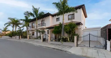 Haus 4 Schlafzimmer in Limassol District, Zypern