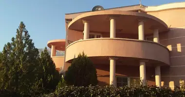 Casa 7 habitaciones en Sutomore, Montenegro