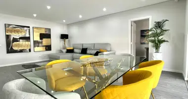 Apartamento 4 habitaciones en Quelfes, Portugal