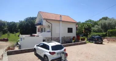 Hotel 350 m² in Mjesni odbor Poganka - Sveti Anton, Croatia