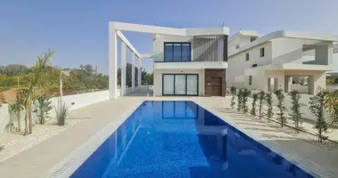 Mieszkanie 5 pokojów w Ajia Napa, Cyprus