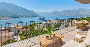 Wohnung 4 zimmer in Dobrota, Montenegro