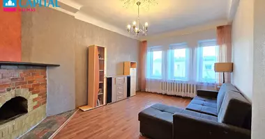 Mieszkanie 3 pokoi w Kormiałów II, Litwa