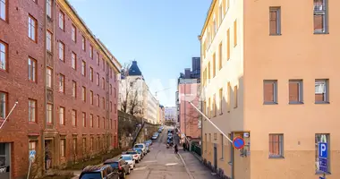 2 bedroom apartment in Helsinki sub-region, Finland