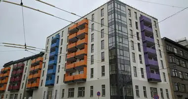 Nieruchomości komercyjne 9 490 m² w Ryga, Łotwa