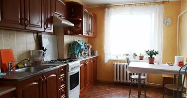 Wohnung 3 Zimmer in Voziera, Weißrussland