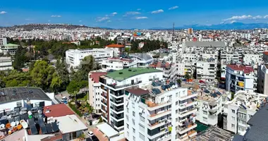 Apartamento 3 habitaciones en Muratpasa, Turquía