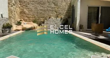 3 bedroom house in Luqa, Malta