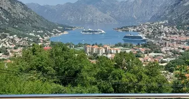 Casa 5 habitaciones en Kotor, Montenegro