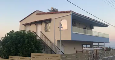 Dom 4 pokoi z okna z podwójnymi szybami, z balkon, z meble w Keratea, Grecja
