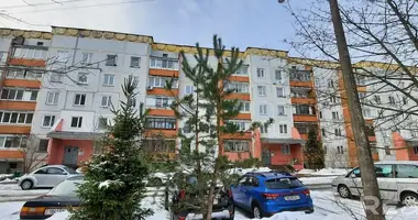 Apartamento 3 habitaciones en Minsk, Bielorrusia