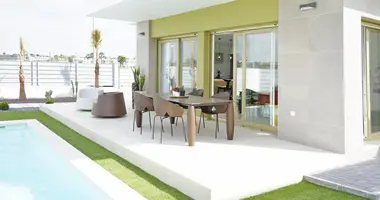 3 bedroom house in Jacarilla, Spain