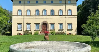 Villa 11 bedrooms in Lucca, Italy