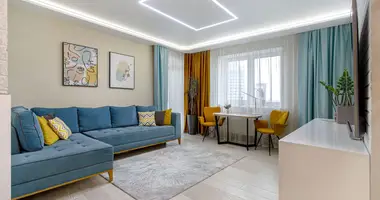 Apartamento 3 habitaciones en Minsk, Bielorrusia