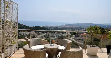 Villa  mit Balkon, mit Möbliert, mit Aufzug in Sitges, Spanien