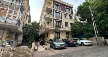 Квартира 6 спален с балконом, с лифтом, с Онлайн-показ в Мраморноморский регион, Турция