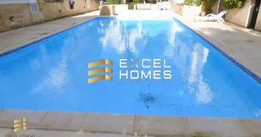 4 bedroom house in Swieqi, Malta