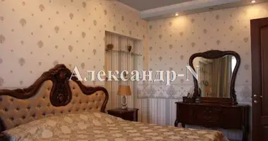 3 room apartment in Odessa, Ukraine