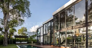 Villa  con Balcón, con Amueblado, con Aire acondicionado en Denpasar, Indonesia