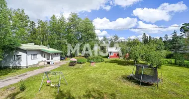 Maison 1 chambre dans Maentsaelae, Finlande