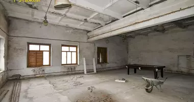 Bureau 148 m² dans Poukhavitchy, Biélorussie