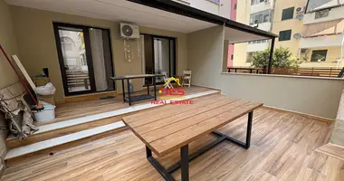 🔑🏡 LUXURY APARTMENT FOR RENT 1+1+ VERANDA IN THE CITY CENTER, VLORA en Bashkia Vlore, Albania