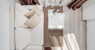 2 room apartment with Construction: Brick, with With furniture, with Domestic equipment in Naujakiemis, Lithuania