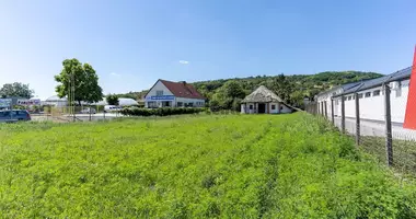 Investition 1 999 m² in Szekszardi jaras, Ungarn