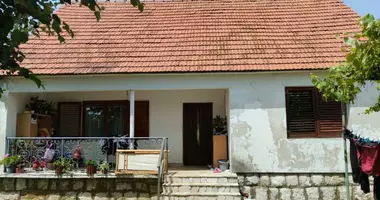 Haus 5 Zimmer in Niksic, Montenegro