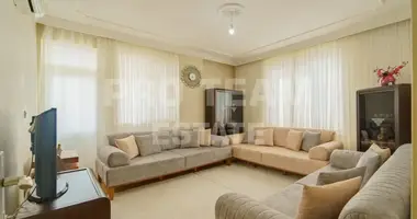 3 bedroom apartment in Muratpasa, Turkey