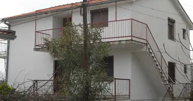 Casa 9 habitaciones en Montenegro