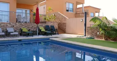 Villa 5 bedrooms with parking, with Furnitured, with Swimming pool in Santiago del Teide, Spain