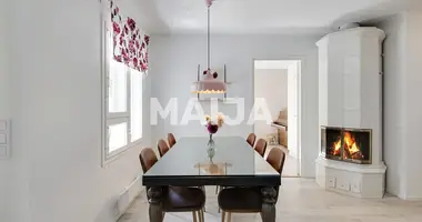 Квартира 4 комнаты в Vaasa sub region, Финляндия