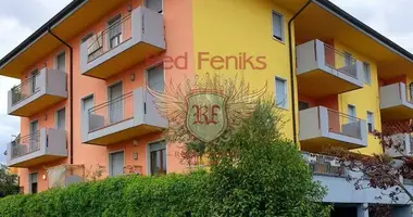 2 bedroom apartment in Desenzano del Garda, Italy