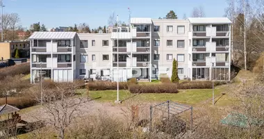 Mieszkanie 4 pokoi w Jaervenpaeae, Finlandia