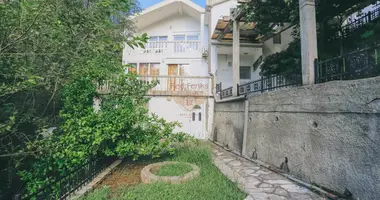 Дом 4 комнаты в Будва, Черногория