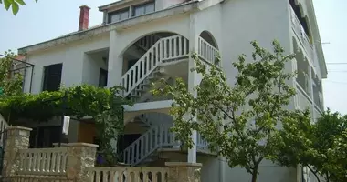 Дом 10 спален в Черногория