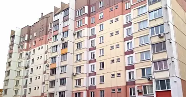 Apartamento 3 habitaciones en Gómel, Bielorrusia