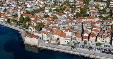 Casa 6 habitaciones en Kastel Novi, Croacia