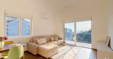 Wohnung 2 Schlafzimmer in Budva, Montenegro