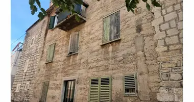 7 room house in Kastel Novi, Croatia