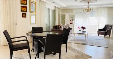 Villa 7 rooms with Elevator, with Sea view, with Swimming pool in Alanya, Turkey