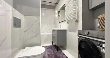 Квартира 2 комнаты в Варшава, Польша